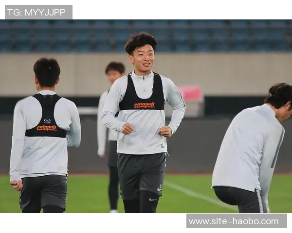 杨旭谈中国足球青春岁月希望将宝贵经验传承给年轻一代